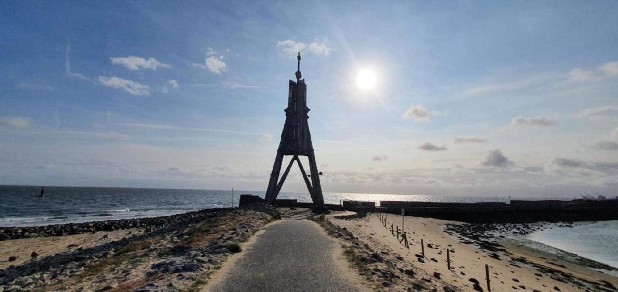 Ferienwohnung Mit Seeblick Und Schwimmbadnutzung In Cuxhaven Luaran gambar
